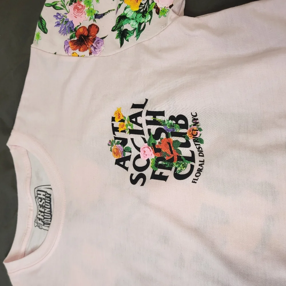 Anti Social Social Club Pink Tee (flower) - Picture 5 of 8